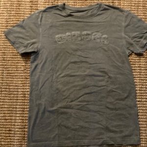 Diesel t shirt in great condition!! medium size grey color